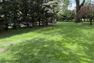 37 Eastover Dr, East Northport, NY 11731 - Photo 11