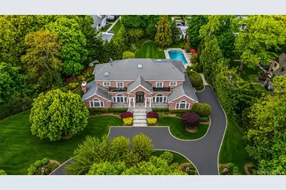 199B W Shore Road, Great Neck, NY 11024 - Photo 1