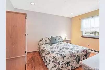 24 Spruce Street, Brentwood, NY 11717 - Photo 5