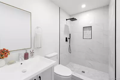 50 Squires Avenue, East Quogue, NY 11942 - Photo 7
