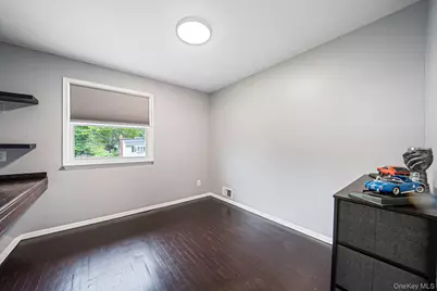 131 Ruland Road, Selden, NY 11784 - Photo 19