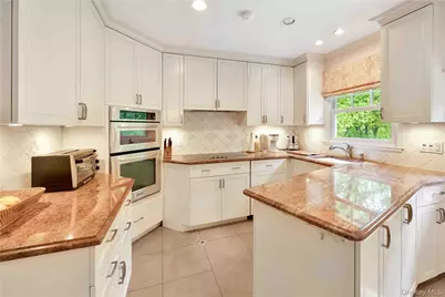 2 Bonnie Briar Lane, Larchmont, NY 10538 - Photo 7