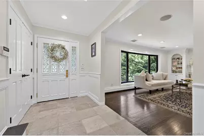 112 The Intervale, Roslyn, NY 11576 - Photo 5