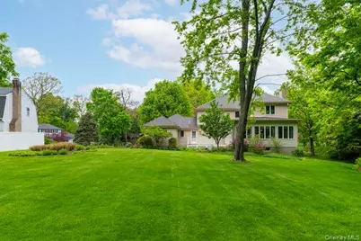 7 Fair Oaks Drive, Poughkeepsie, NY 12603 - Photo 5