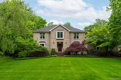 7 Fair Oaks Drive, Poughkeepsie, NY 12603 - Photo 1