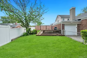 175-04 50th Ave, Fresh Meadows, NY 11365 - Photo 7