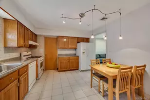 175-04 50th Ave, Fresh Meadows, NY 11365 - Photo 23