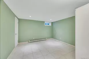 175-04 50th Ave, Fresh Meadows, NY 11365 - Photo 39