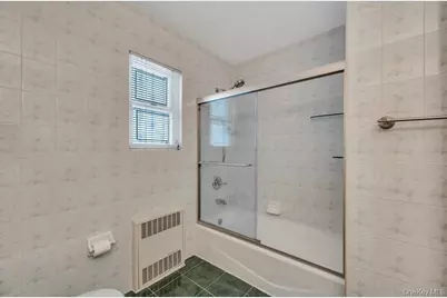 17504 50th Avenue, Fresh Meadows, NY 11365 - Photo 27