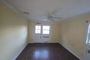 611 Lakeview Ave, Rockville Centre, NY 11570 - Photo 15