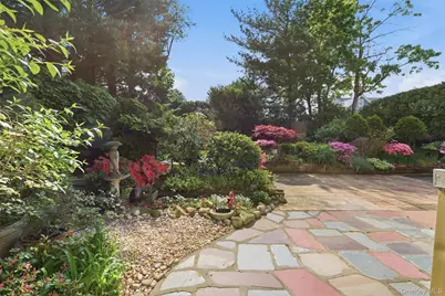 47 Onderdonk Avenue, Manhasset, NY 11030 - Photo 37