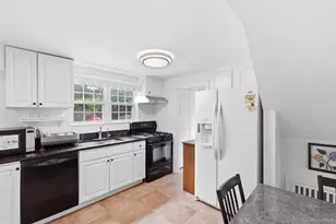 47 Onderdonk Ave, Manhasset, NY 11030 - Photo 13