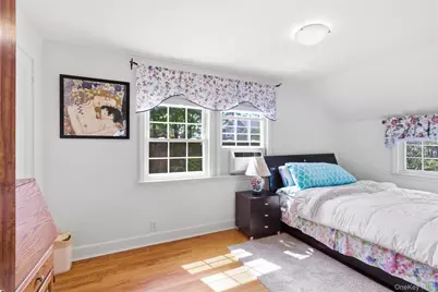47 Onderdonk Avenue, Manhasset, NY 11030 - Photo 25