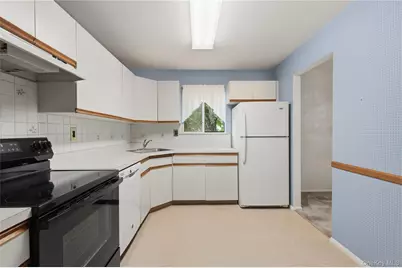 185 Long Hill Drive #A, Yorktown Heights, NY 10598 - Photo 9