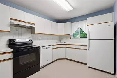 185 Long Hill Drive #A, Yorktown Heights, NY 10598 - Photo 11