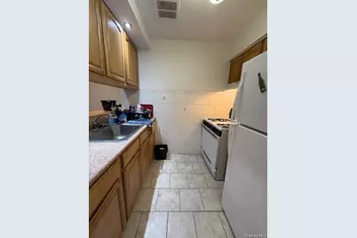 2355 Tiebout Avenue, Bronx, NY 10458 - Photo 21