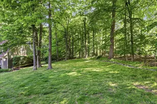601 Kensington Way, Mount Kisco, NY 10549 - Photo 15