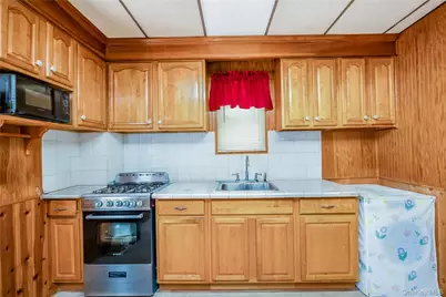 8050 88th Road, Woodhaven, NY 11421 - Photo 11