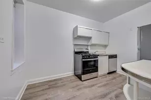 43-10 48th Ave, Woodside, NY 11377 - Photo 7