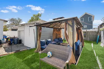 425 Beach 46th Street, Far Rockaway, NY 11691 - Photo 15