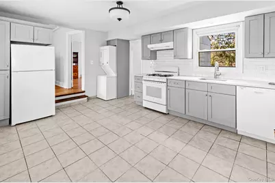 1220 Youngs Avenue, Southold, NY 11971 - Photo 27