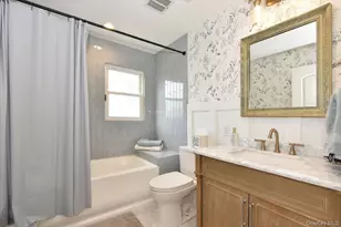 129 Commonwealth Ave, Massapequa, NY 11758 - Photo 21