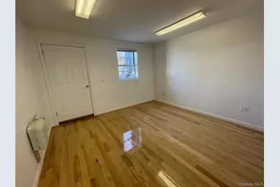 41-13 149 Place #2nd Floor, Flushing, NY 11355 - Photo 3