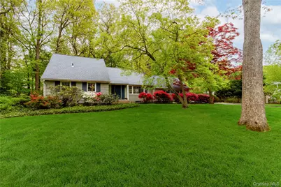 14 Bunkerhill Drive, Huntington, NY 11743 - Photo 7