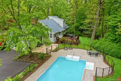 14 Bunkerhill Drive, Huntington, NY 11743 - Photo 9
