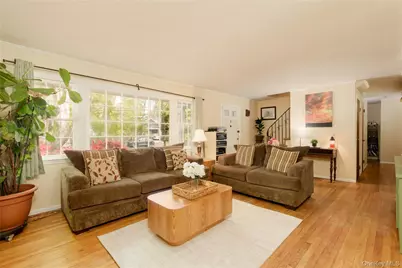 14 Bunkerhill Drive, Huntington, NY 11743 - Photo 23