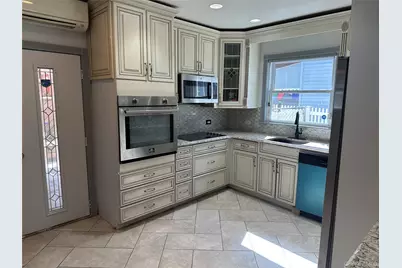 7332 53rd Road, Maspeth, NY 11378 - Photo 7