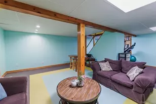 8 Loretta Ct, Coram, NY 11727 - Photo 15