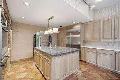 120 Dartmouth Road, Massapequa, NY 11758 - Photo 17