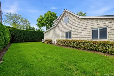 120 Dartmouth Road, Massapequa, NY 11758 - Photo 43