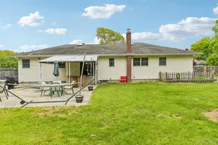 1374 Saxon Ave, Bay Shore, NY 11706 - Photo 27