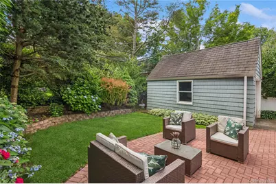 17 Kensington Road, Garden City, NY 11530 - Photo 5