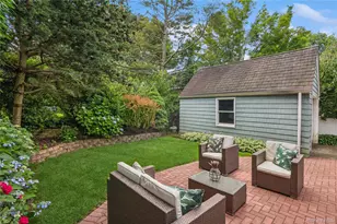 17 Kensington Rd, Garden City, NY 11530 - Photo 5