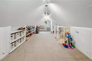 17 Kensington Rd, Garden City, NY 11530 - Photo 21