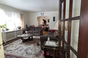 208 S Grand Ave, Poughkeepsie, NY 12603 - Photo 3