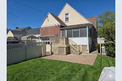 208 S Grand Avenue, Poughkeepsie, NY 12603 - Photo 25
