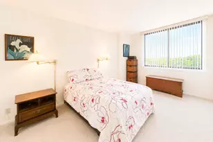 269-10 Grand Central Pkwy, Floral Park, NY 11005 - Photo 13
