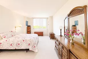 269-10 Grand Central Pkwy, Floral Park, NY 11005 - Photo 11