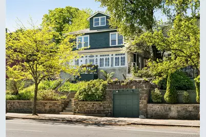 270 Richmond Terrace, New York, NY 10301 - Photo 1