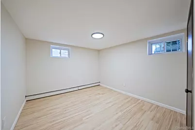 45 Roslyn Road, Roslyn Heights, NY 11577 - Photo 27