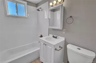 46 Rockledge Dr, Shirley, NY 11967 - Photo 19