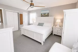 11 Hollow Oak Dr, Patchogue, NY 11772 - Photo 11