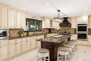 9 Avenue C, Merrick, NY 11566 - Photo 9