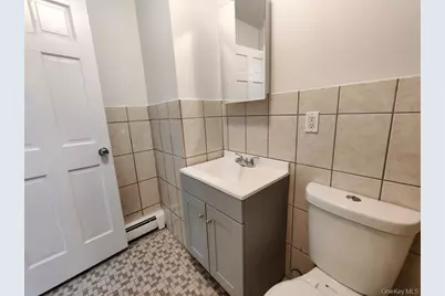 20 Noxon Street #Unit B, Poughkeepsie, NY 12601 - Photo 11