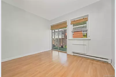 126-09 5th Avenue, College Point, NY 11356 - Photo 9