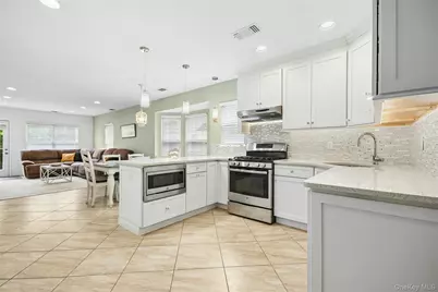 1 Ariel Drive, Middle Island, NY 11953 - Photo 7